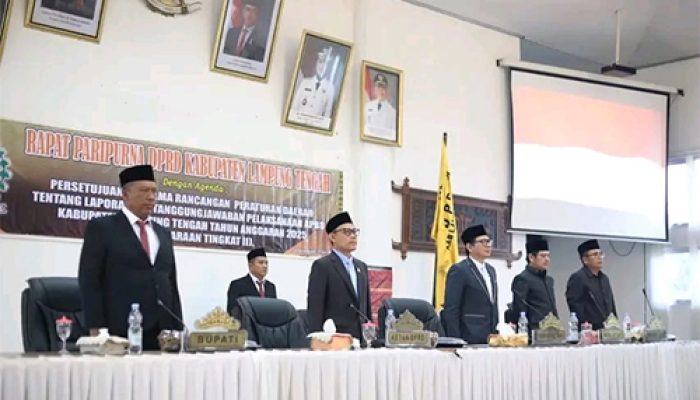 Plt Bupati Lamteng Komang Koheri Hadiri Persetujuan Bersama Ranperda LPJ APBD 2025